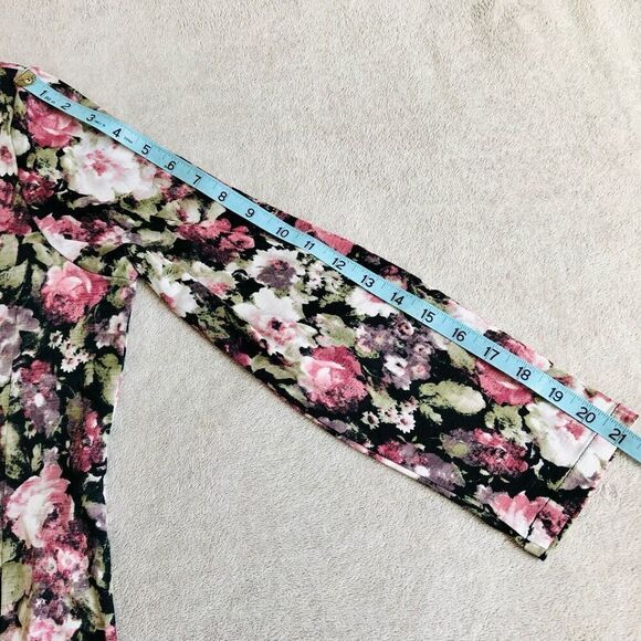 Women’s Floral and Rhinestone Zipper Cardigan - Picture 7 of 9